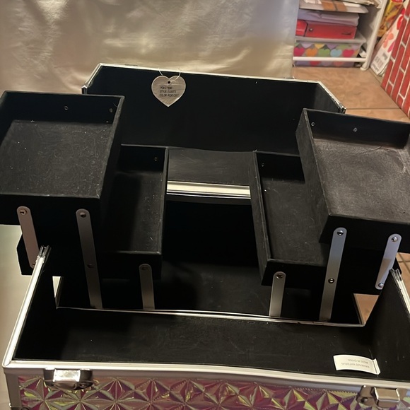 Super fab Train Case Neon Electric Cosmetic Case - Picture 11 of 11